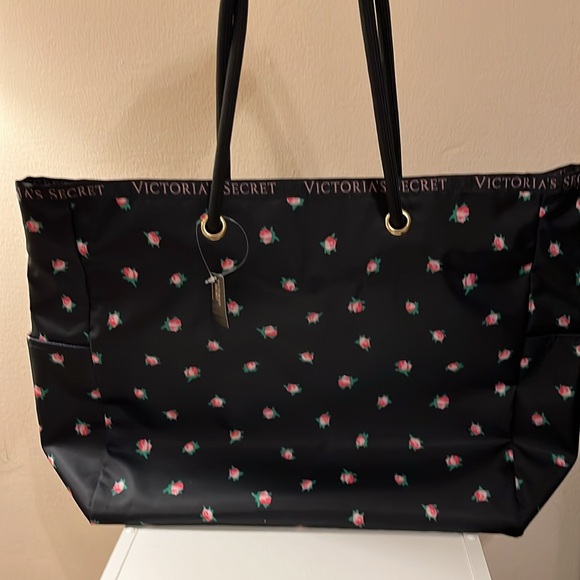 NWT Victoria’s Secret Reversible Tote Bag - Picture 2 of 6